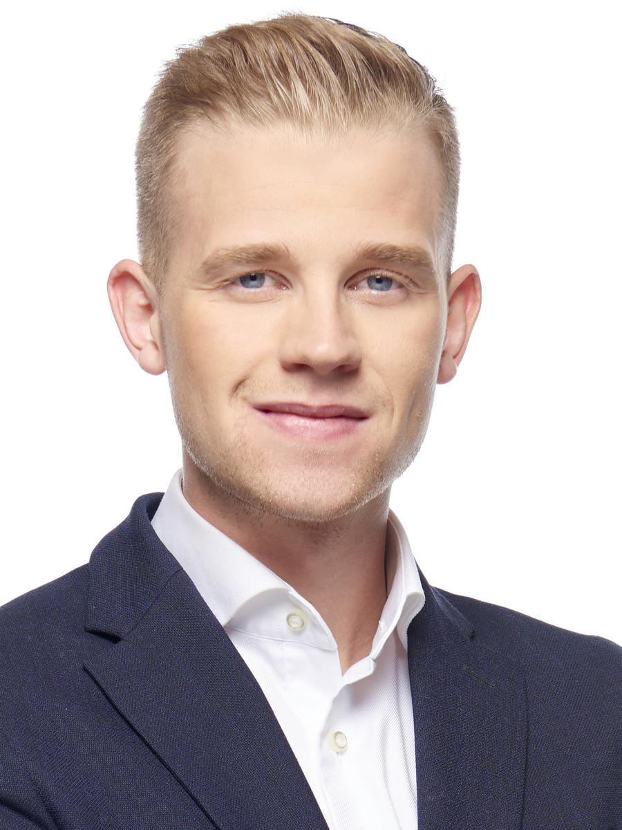 Guðmundur Þór Júlíusson